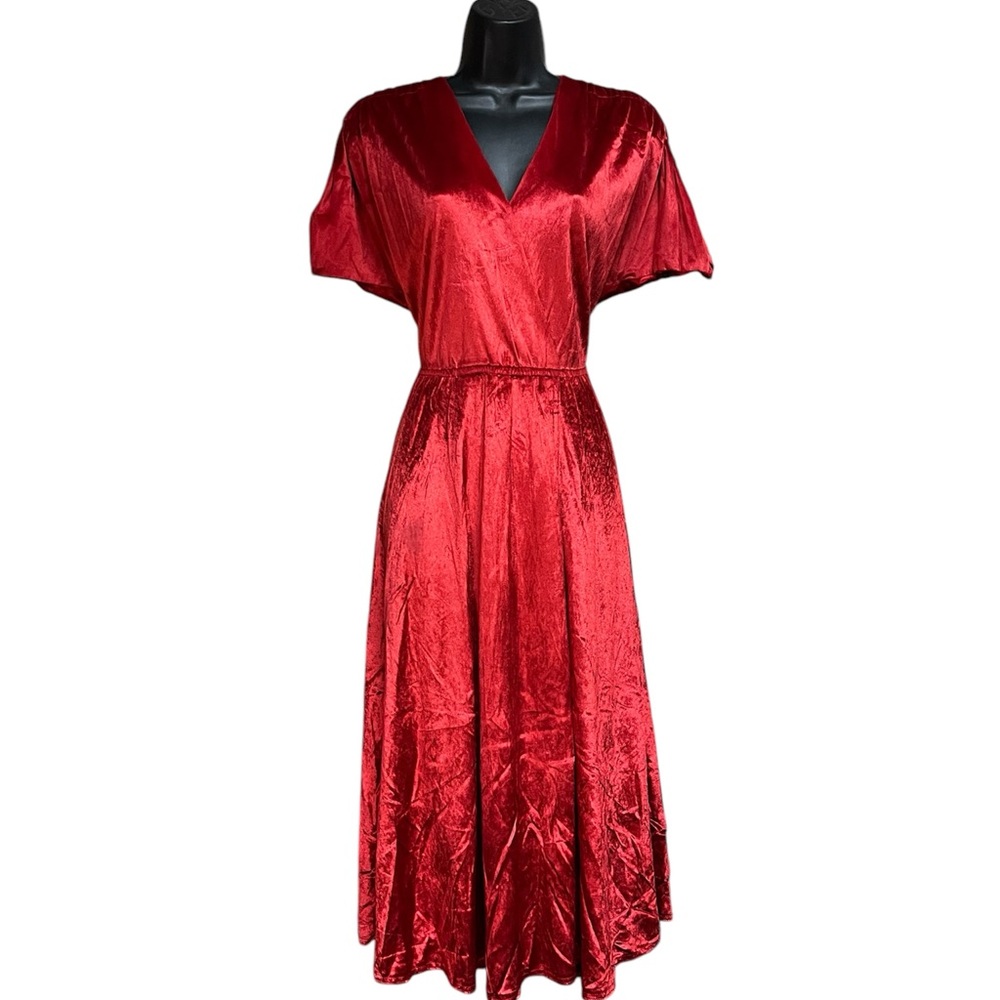 Vintage 70s Ann-Marie Red Velvet v-neck dress